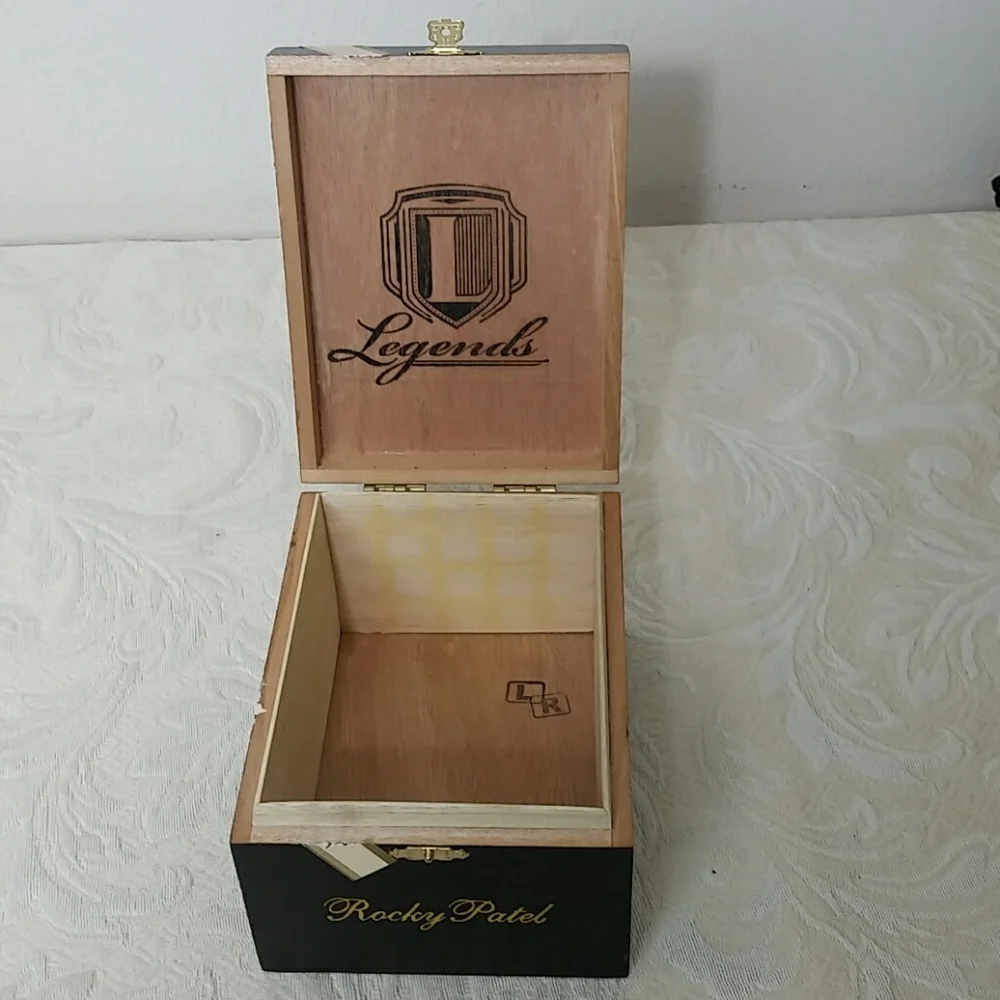 Box Cigar Wood Stained Hinged latch Jewelry Legend